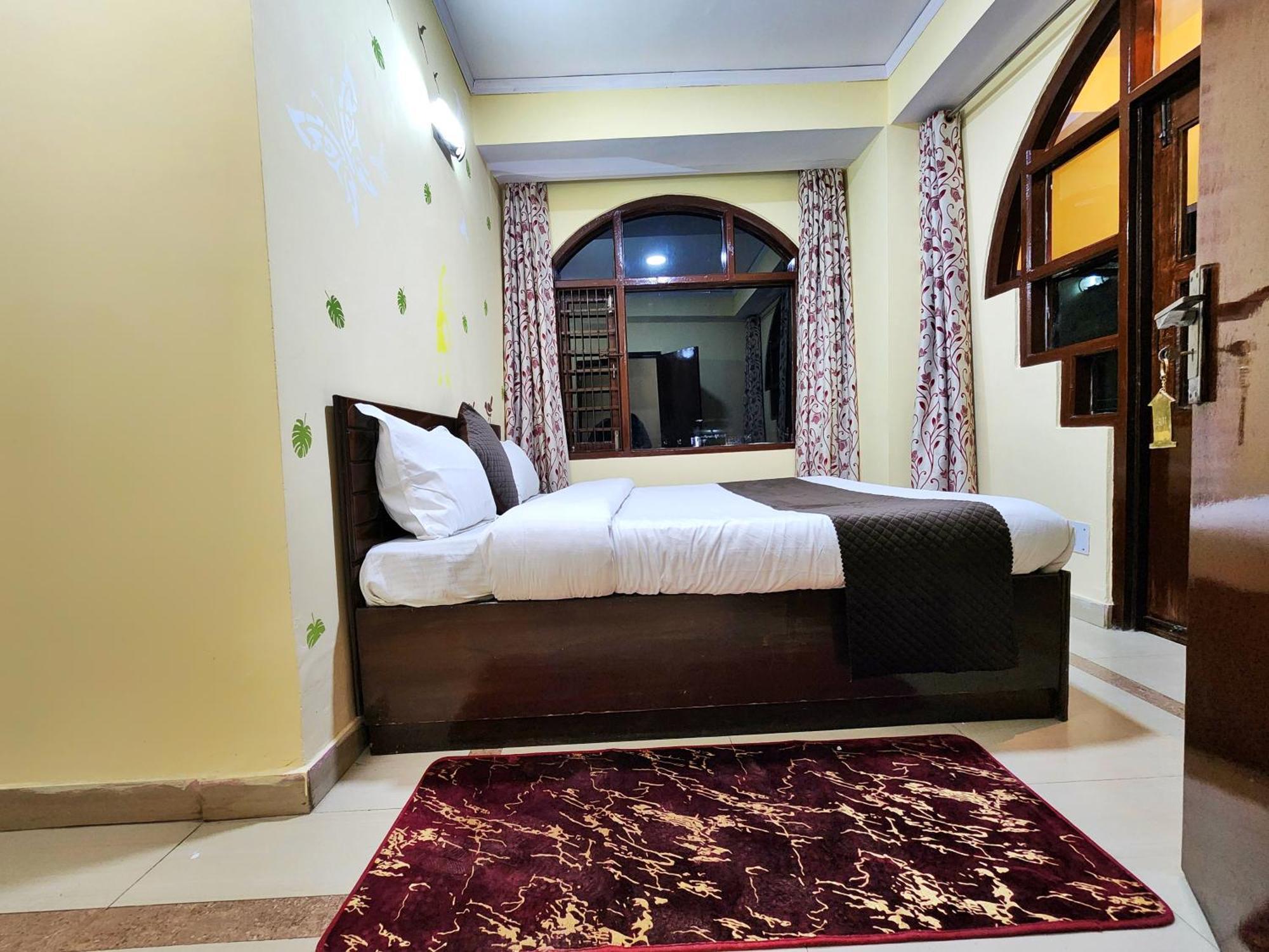 Hotel Taj Palace Near Mall Road Shimla Esterno foto